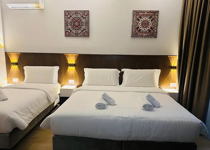 فندق Townscape Krujë